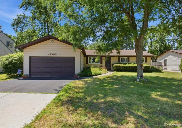 Homes for sale in Rochester Hills, MI | 47395 Dequindre Rd, Rochester Hills, MI 48307 | MLS# 61003579
