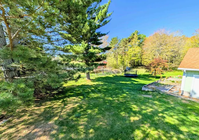 42nd image of 125 Aspen Dr, Marquette, MI 49855 | MLS# 50209784