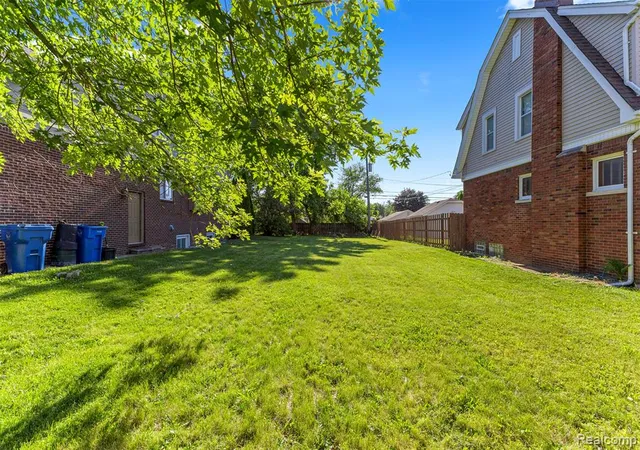 Land for sale at 0000 Kingsbury St, Dearborn Heights, MI 48127 | MLS# 61005549