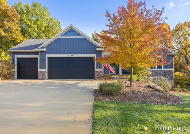 2nd image of 6186 Arrowcrest Ct, Rockford, MI 49341 | MLS# 70503238