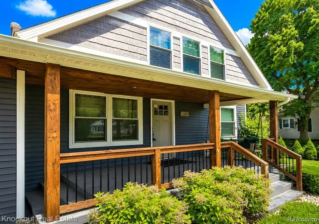 Homes for sale in Frankenmuth, MI | 140 W Jefferson St, Frankenmuth, MI 48734 | MLS# 60976210