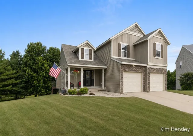 Photo 2 of Sale Pending at 678 Orchard Ct, Rockford, MI 49341 | MLS# 70544845 | Listing updated on 2026-08-19