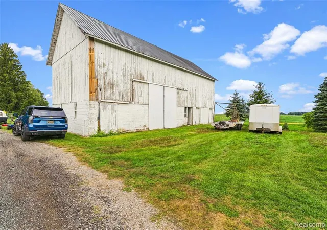 Photo 4 of Single family home for sale at 2971 Huron Line Rd, Cass City, MI 48726 9640 | MLS# 61025340 | Listing updated on 2026-08-28