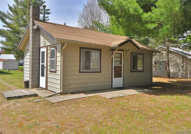 Homes for sale in Saint Helen, MI | 1865 Mullet Ave, Saint Helen, MI 48656 | MLS# 60987725
