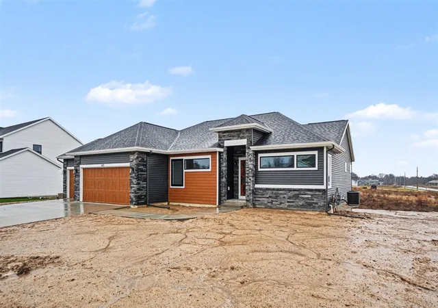Photo 3 of Sale Pending at 1615 Round Barn Dr, Hudsonville, MI 49426 | MLS# 70494511 | Listing updated on 2026-03-19
