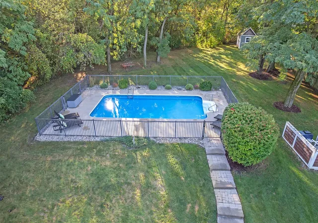 Homes for sale in Whitmore Lake, MI | 6240 Hiawatha Rd, Whitmore Lake, MI 48189 | MLS# 70540024