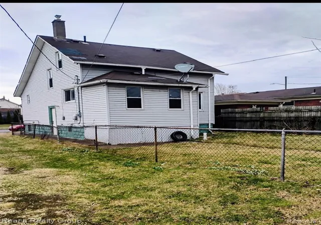 Homes for sale in Ecorse, MI | 29 Union St, Ecorse, MI 48229 | MLS# 60985409