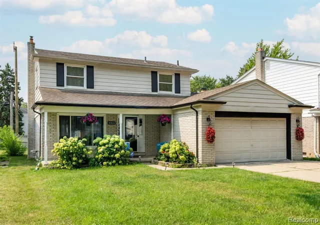 Photo 1 of Single family home for sale at 19922 Parkside St, Saint Clair Shores, MI 48080 | MLS# 61021986 | Listing updated on 2026-09-14