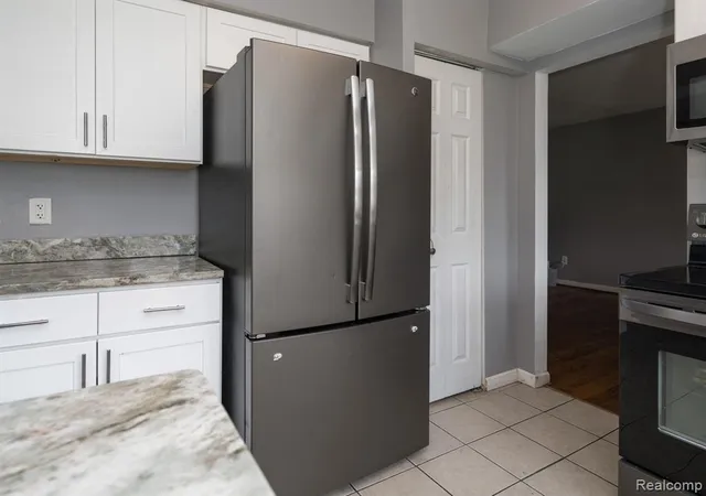Photo 3 of Single family home for sale at 19922 Parkside St, Saint Clair Shores, MI 48080 | MLS# 61021986 | Listing updated on 2026-09-14