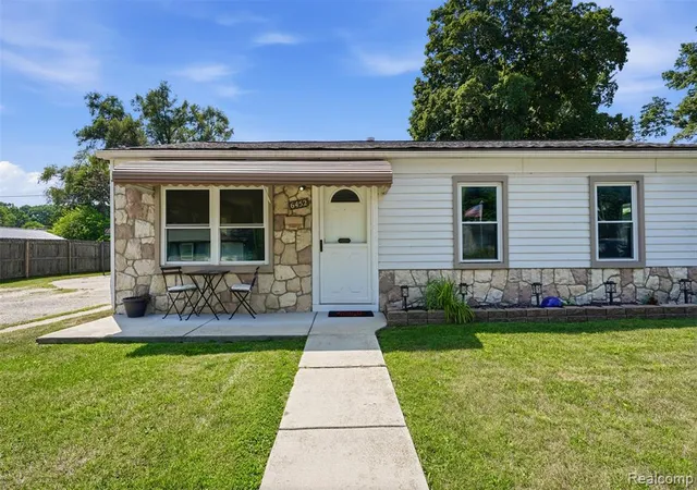 2nd image of 6452 Marcy St, Brighton, MI 48116 | MLS# 61019933