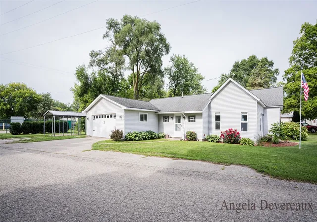 2nd image of 280 W Lake St, Sand Lake, MI 49343 | MLS# 70553276