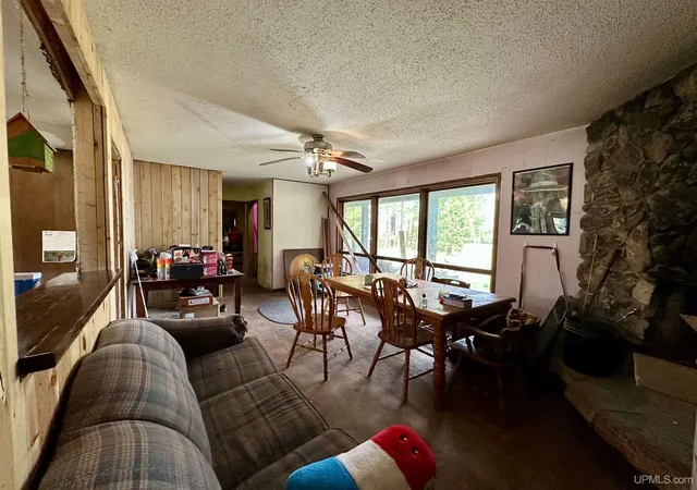 Photo 3 of Single family home for sale at 4477 M35 Hwy, Escanaba, MI 49829 | MLS# 50217516 | Listing updated on 2026-09-17