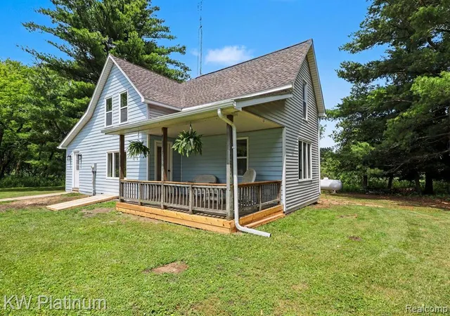 Photo 3 of Single family home for sale at 5103 Forester Rd, Carsonville, MI 48419 9349 | MLS# 61007761 | Listing updated on 2026-09-15