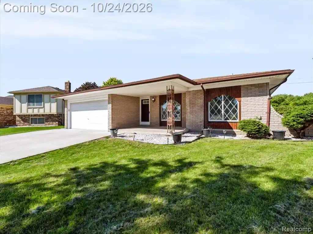 Photo 1 of Single family home for sale at 38986 Cottonwood Ct, Sterling Heights, MI 48310 3140 | MLS# 61041504 | Listing updated on 2026-10-24