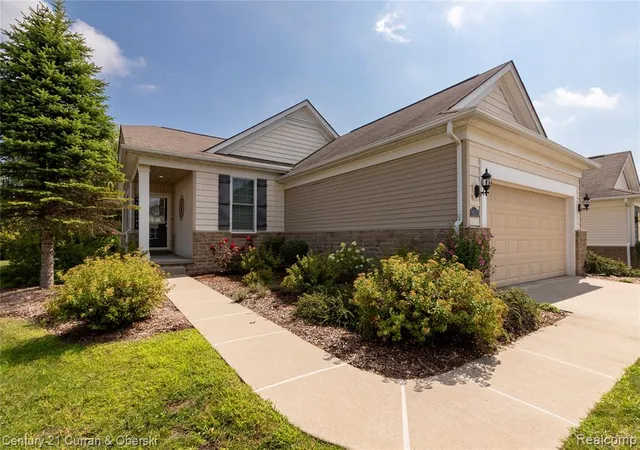 2nd image of 26335 Rock Lake Ct, Flat Rock, MI 48134 | MLS# 61020202