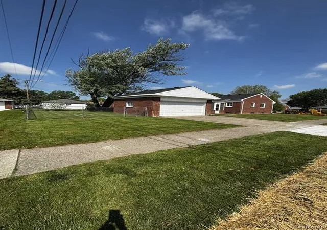 13th image of 28739 Grandon St, Livonia, MI 48150 4050 | MLS# 61005237