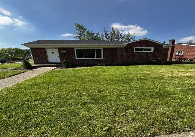 1st image of 28739 Grandon St, Livonia, MI 48150 4050 | MLS# 61005237