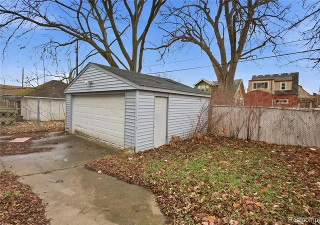 Homes for sale in Highland Park, MI | 229 Eason St, Highland Park, MI 48203 | MLS# 60986312