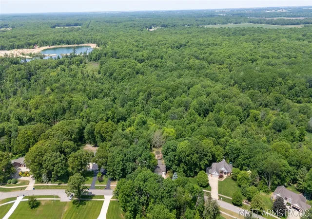 67th image of 2135 Hilltop View Dr, Dorr, MI 49323 | MLS# 70537639