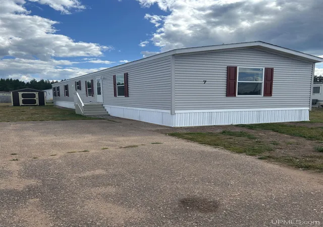 Photo 1 of Manufactured home for sale at 55 E Riling St, Gwinn, MI 49841 | MLS# 50215149 | Listing updated on 2026-08-18