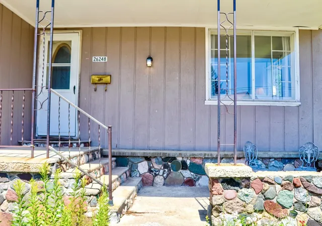 Photo 3 of Single family home for sale at 26248 E Pine St, Calumet, MI 49913 | MLS# 50215882 | Listing updated on 2026-09-21