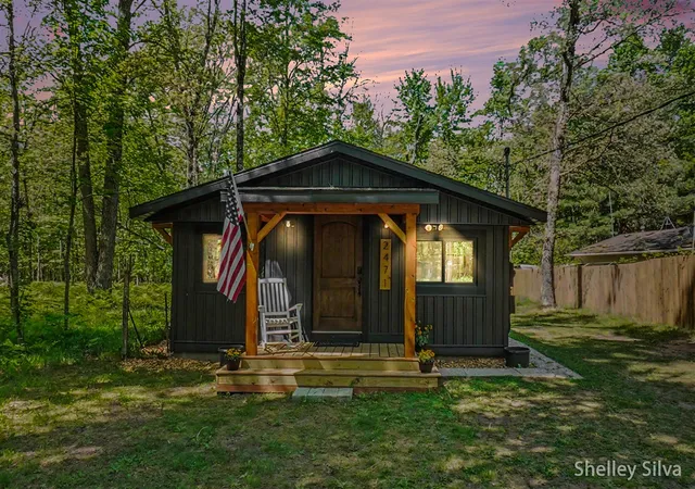 Homes for sale in Baldwin, MI | 2471 W Wolf Lake Blvd, Baldwin, MI 49304 | MLS# 70534334