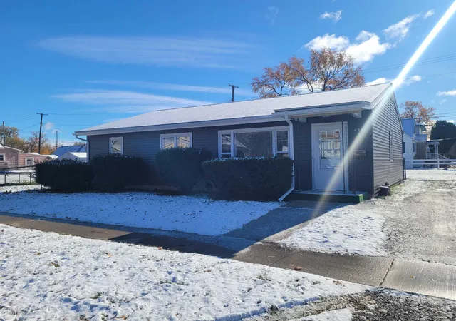 Photo 1 of Sale Pending at 1434 Nelson St, Port Huron, MI 48060 | MLS# 50194002 | Listing updated on 2025-11-18