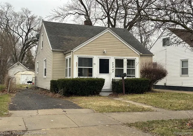 1st image of 20924 Ridgemont Rd, Harper Woods, MI 48225 | MLS# 60979686