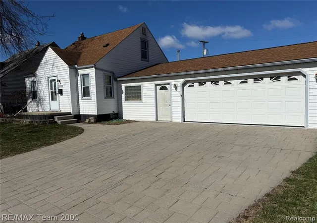 Homes for sale in Lincoln Park, MI | 1620 Pingree Ave, Lincoln Park, MI 48146 | MLS# 61010709