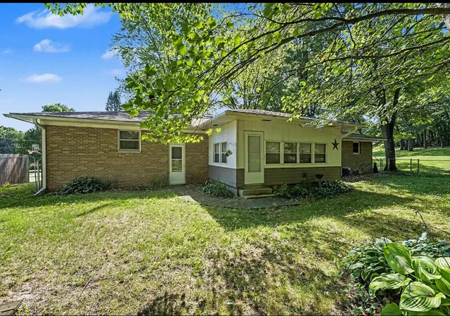 Homes for sale in Greenville, MI | 7114 Kay Dr, Greenville, MI 48838 | MLS# 70543086
