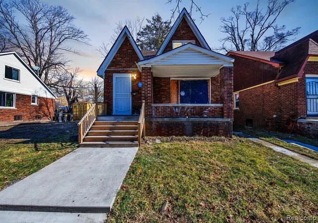Photo 1 of Sale Pending at 15036 Tracey St, Detroit, MI 48227 | MLS# 60286340 | Listing updated on 2025-06-20