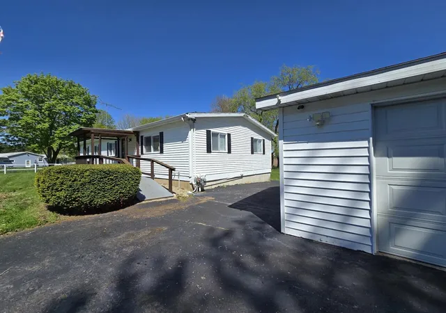 Homes for sale in Sturgis, MI | 69617 Eisenhower Rd, Sturgis, MI 49091 | MLS# 70530915