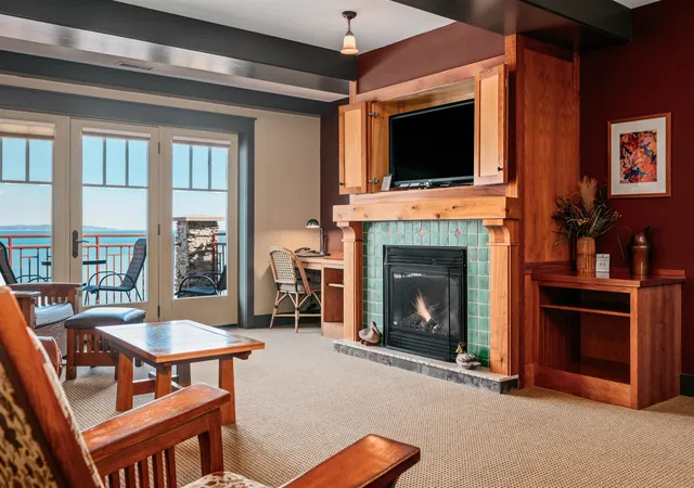 Homes for sale in Traverse City, MI | 2035 N Us-31 N, Traverse City, MI 49686