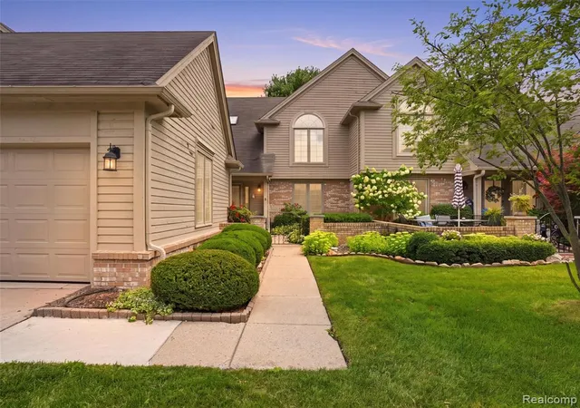 1st image of 16905 Coral Ln, Macomb, MI 48042 | MLS# 61020440