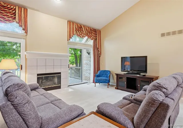 4th image of 16905 Coral Ln, Macomb, MI 48042 | MLS# 61020440