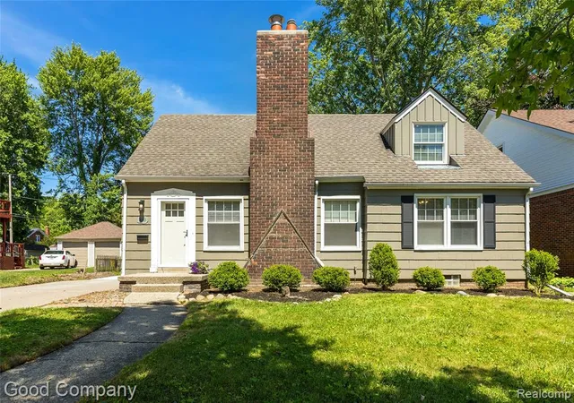Homes for sale in Grosse Pointe, MI | 880 Notre Dame St, Grosse Pointe, MI 48230 | MLS# 61006082