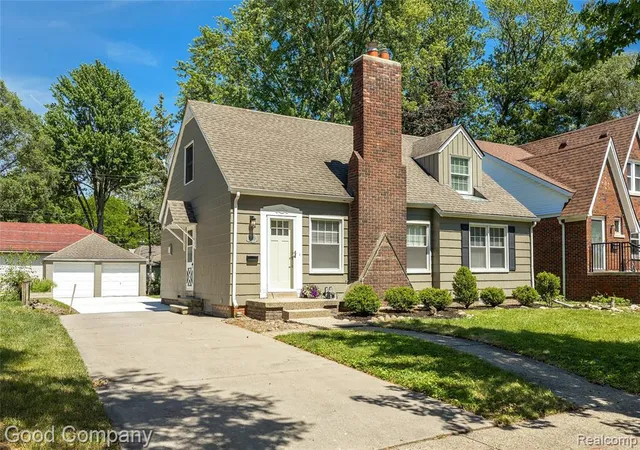 Homes for sale in Grosse Pointe, MI | 880 Notre Dame St, Grosse Pointe, MI 48230 | MLS# 61006082