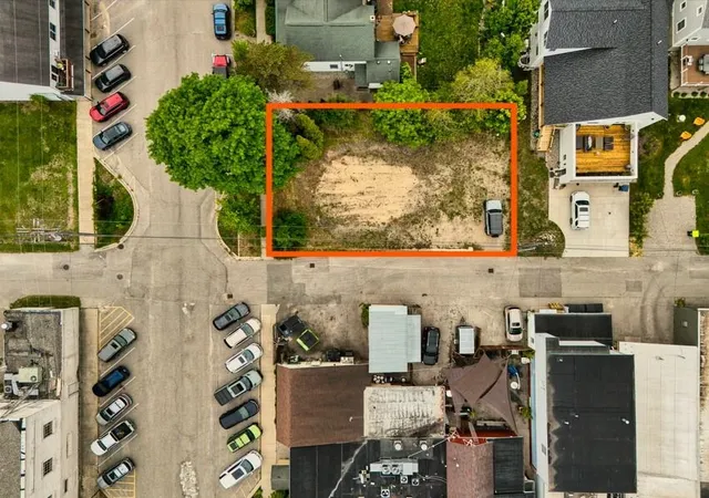 Homes for sale in Suttons Bay, MI | 112 W Madison Ave, Suttons Bay, MI 49682 | MLS# 80067591