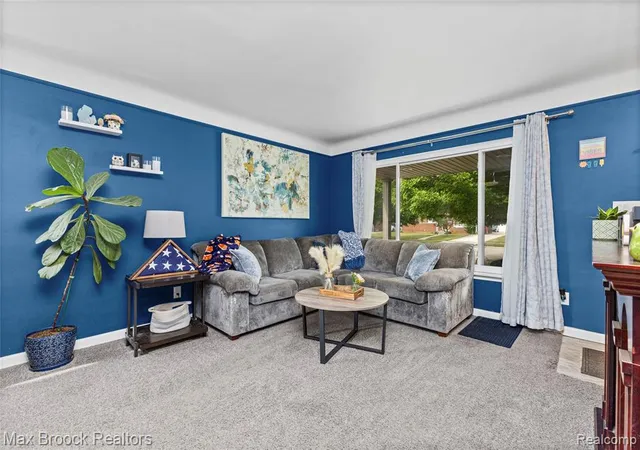4th image of 2741 Longmeadow Dr, Trenton, MI 48183 | MLS# 61021581