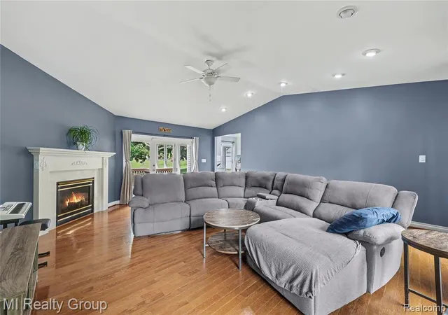Photo 4 of Sale Pending at 3426 Hadden Rd, Rochester, MI 48306 | MLS# 61020353 | Listing updated on 2026-08-29