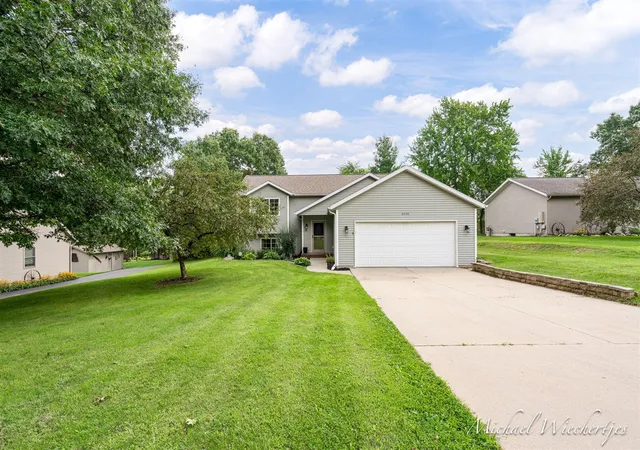 1st image of 6998 Riverwood Dr, Belding, MI 48809 | MLS# 70553545