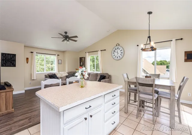 3rd image of 6998 Riverwood Dr, Belding, MI 48809 | MLS# 70553545