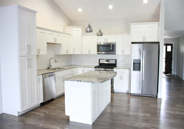 4th image of 56406 Terra Vista Blvd #12, Mattawan, MI 49071 | MLS# 70530668
