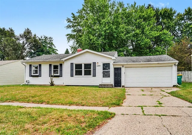 Photo 2 of Single family home for sale at 4305 Cedarcrest Ave, Portage, MI 49024 | MLS# 70552355 | Listing updated on 2026-08-24