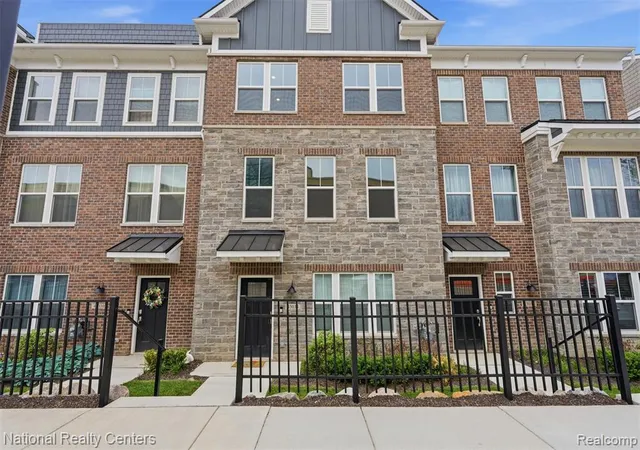 Homes for sale in Novi, MI | 43034 Atwood Ave, Novi, MI 48375 | MLS# 61009046