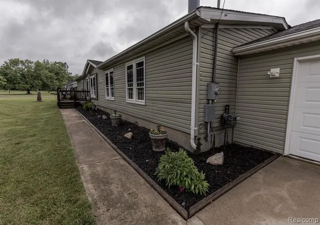 Homes for sale in Mount Morris, MI | 7280 N Bray Rd, Mount Morris, MI 48458 | MLS# 61002338