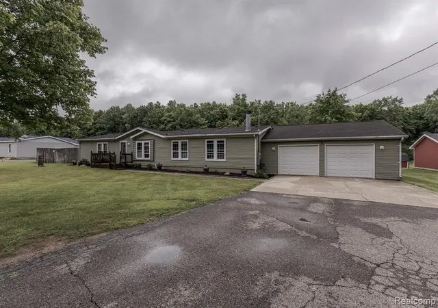 Homes for sale in Mount Morris, MI | 7280 N Bray Rd, Mount Morris, MI 48458 | MLS# 61002338
