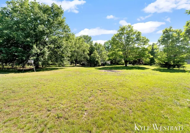 37th image of 18883 168th Ave, Spring Lake, MI 49456 | MLS# 70551802