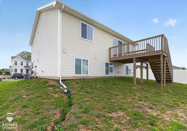 Homes for sale in Eaton Rapids, MI | 604 Muirfield Dr, Eaton Rapids, MI 48827 | MLS# 50210591