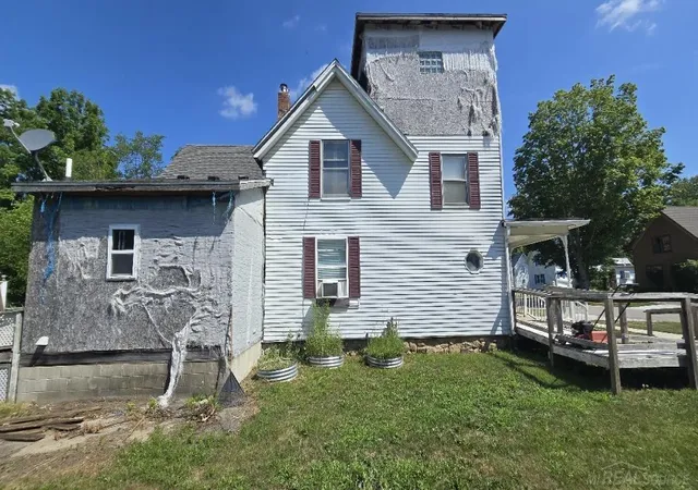 3rd image of 133 Anderson Ave, Croswell, MI 48422 | MLS# 50214321
